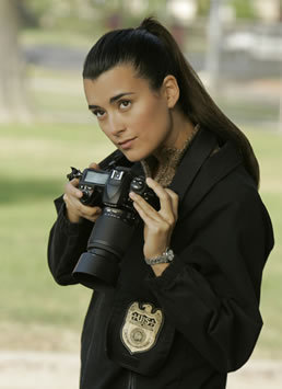 Cote-de-Pablo-Ziva-ncis-2680622-258-355